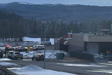 கனேடிய பாடசாலை ஒன்றில் கொடூர சம்பவம்... பொலிசார் கண்ட அதிரவைக்கும் காட்சி