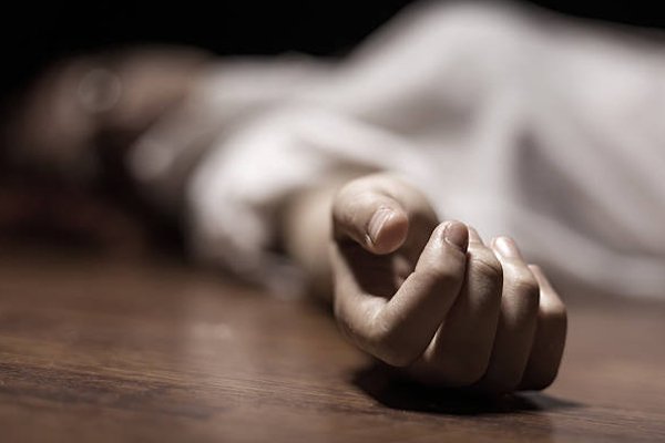 தொடருந்தில் மோதுண்டு பரிதாபமாக இளைஞர் பலி | Young Man Died After Being Hit By A Train