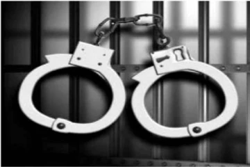 பெண்கள் உள்பட 9 பேரைக் கைது செய்த பொலிஸார்