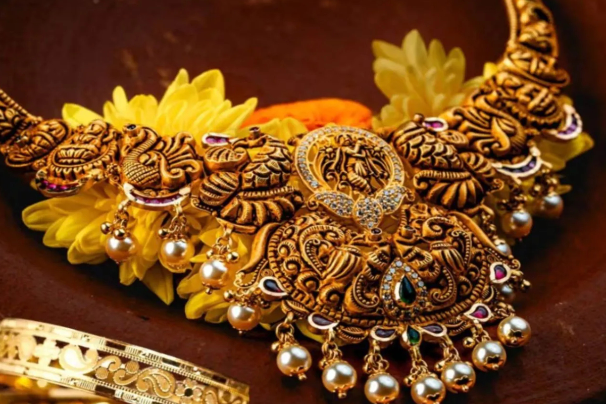 3000 ரூபாயால் குறைவடைந்த தங்கத்தின் விலை | Gold And Silver Prices Drop Today 3000 ரூபாயால் குறைவடைந்த தங்கத்தின் விலை | Gold And Silver Prices Drop Today