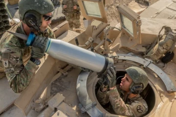 உக்ரைனிற்கு யுரேனியம் டாங்கி எறிகணை; கடுப்பில் ரஷ்யா