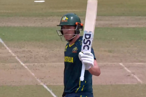 19 ஆண்டுகளுக்கு பின்னர் மீண்டும் அவுஸ்திரேலியாவை மண்ணை கவ்வ வைத்த ஜிம்பாப்வே | Zimbabwe Defeat Australia By 23 Runs In T20 Wc