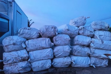 சிலாபத்தில் சட்டவிரோத செயலில் ஈடுபட்ட ஐவர் கைது (photos)