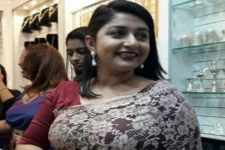 மொசு மொசுனு குண்டாக இருந்த நடிகை மீரா ஜாஸ்மினா இது.. ஆள் அடையாலேமே தெரியவில்லையே..