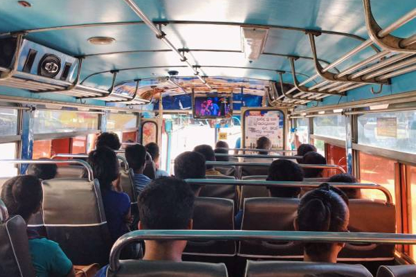தனியார் பேருந்துகளில் இடம்பெறும் மோசடி சம்பவம்: மக்கள் கடும் விசனம் | Private Buses Charge Higher Fares People Worried
