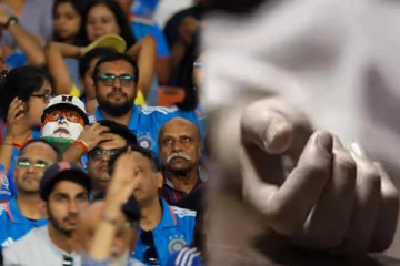 இருவரின் உயிரை பறித்த இந்திய அணி: இளம் ரசிகர்கள் எடுத்த விபரீத முடிவு!