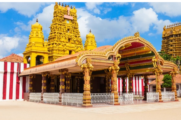 Pengaturan Dibuat pada Acara Festival Kuil Nallur Kandaswamy (Foto) Pengaturan Dibuat pada Acara Festival Kuil Nallur Kandaswamy (Foto)