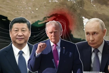 கதி கலங்கும் அமெரிக்க கடற்படை - விரையும் ரஷ்யப் போர்க்கப்பல்களும் 7 நீர்மூழ்கிகளும்