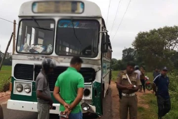 யாழில் பேருந்து சாரதியின் கவனயீனத்தால் பரிதாபமாக ஒருவர் உயிரிழப்பு