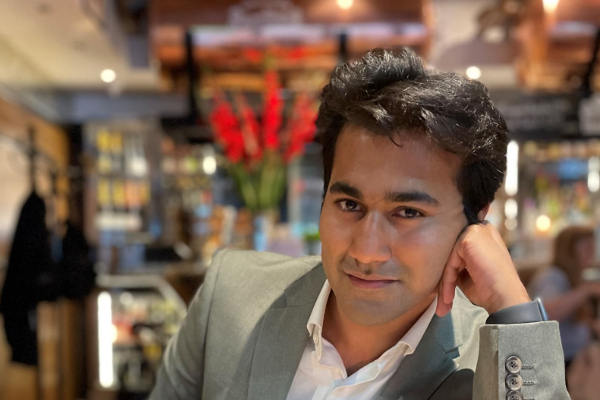 ஒரு மணி நேரத்திற்கு ரூ.18,000 சம்பாதிக்கும் இந்திய இளைஞர் - என்ன வேலை தெரியுமா? | Man Earns Rs 18000 Per Hour By Train Ai Models