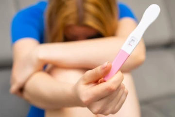 சிறுமியை கர்ப்பமாகியவர் தலைமறைவு; ஒரு வருடத்தின் பின் கைது