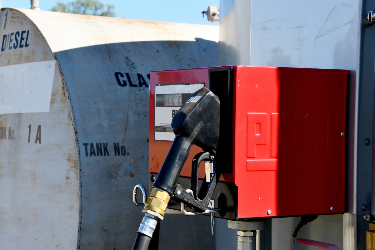 போர்பதற்றத்தால் ஏற்பட்டுள்ள காலதாமதம்.. ஜனாதிபதி வெளியிட்ட தகவல் | Delay In Required Fuel Supplies Anura Says