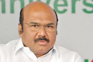 தொழிற்சாலையை அபகரித்ததாக தொடரப்பட்ட வழக்கில் முன்னாள் அமைச்சர் ஜெயக்குமார் கைது