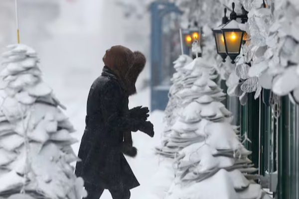 கனடாவில் இம்முறை வெள்ளை கிறிஸ்மஸ் சாத்தியமா! | Ot Going To Deliver White Christmas