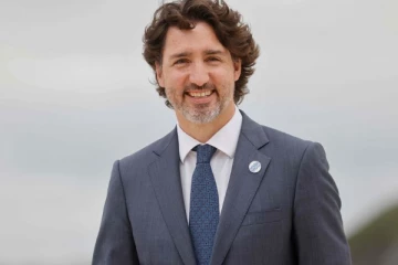 கனடா தேர்தல்; கருத்துக்கணிப்புக்களை தவிடுபொடியாக்கிய ட்ரூடோ!