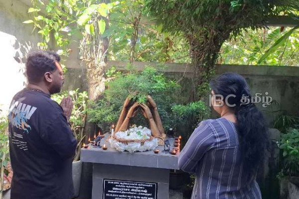 ஆழிப்பேரலையால் உயிர் நீத்த உறவுகளுக்கு சுனாமி பேபியின் இல்லத்தில் அஞ்சலி | Tsunami Baby Parents Tribute To Tsunami Casualties