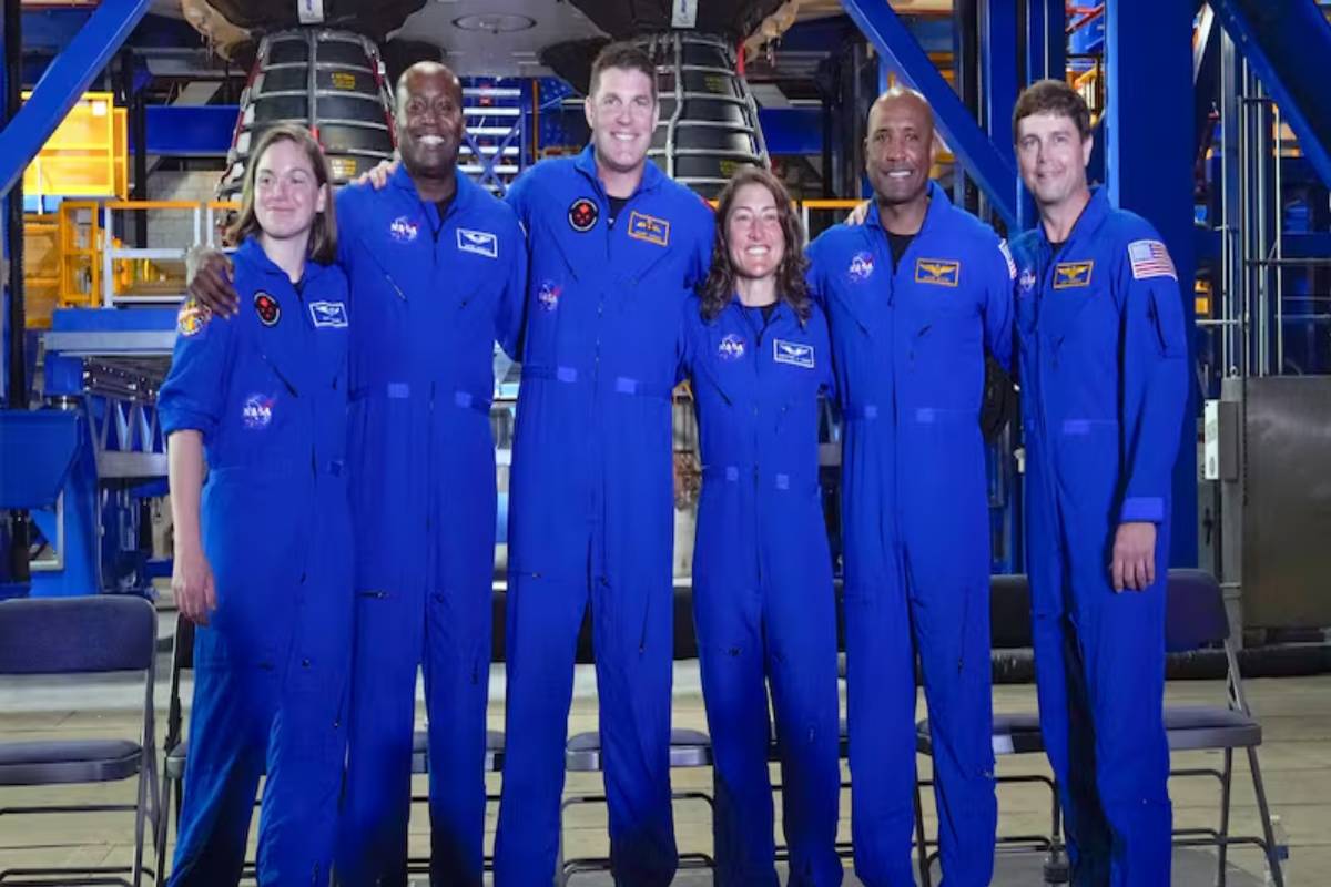 நிலவுக்குச் செல்லும் அர்ட்டெமிஸ் விண்வெளி வீரர்கள்: இறுதிக்கட்டத் தயார்ப்படுத்தலில் நாசா | Artemis Astronauts Heading Moon Nasa Final Prepare நிலவுக்குச் செல்லும் அர்ட்டெமிஸ் விண்வெளி வீரர்கள்: இறுதிக்கட்டத் தயார்ப்படுத்தலில் நாசா | Artemis Astronauts Heading Moon Nasa Final Prepare