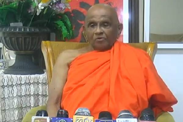 திலினி பிரியமாலியிடம் என்னுடைய வாகனத்தை வழங்கவில்லை-முருத்தெட்டுவே ஆனந்த தேரர் | Thilini Priyamali Muruthettuve Ananda Thero திலினி பிரியமாலியிடம் என்னுடைய வாகனத்தை வழங்கவில்லை-முருத்தெட்டுவே ஆனந்த தேரர் | Thilini Priyamali Muruthettuve Ananda Thero