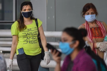 இந்தியாவில் தொடர்ந்து குறைந்து வரும் கொரோனா பாதிப்பு மற்றும் உயிரிழப்பு எண்ணிக்கை..!