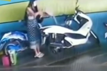 காதலனை பழிவாங்க முன்னாள் காதலி செய்த கோர செயல்! நீங்களே பாருங்க இந்த கொடுமைய!