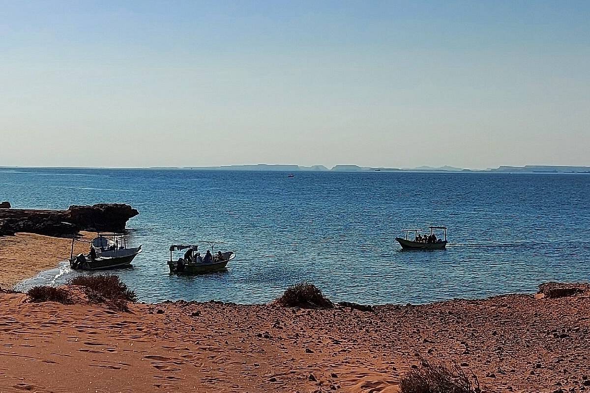 ஹார்முஸ் நீரிணையில் தாக்குதல் நடத்திய அமெரிக்கா... ஜோர்டான் மீது திருப்பியடித்த ஈரான் | Us Strikes Strait Of Hormuz ஹார்முஸ் நீரிணையில் தாக்குதல் நடத்திய அமெரிக்கா... ஜோர்டான் மீது திருப்பியடித்த ஈரான் | Us Strikes Strait Of Hormuz