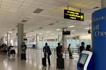 8 நாடுகளில் இருந்து சுற்றுலாப் பயணிகள் இலங்கைக்கு வருவதற்கு தடை