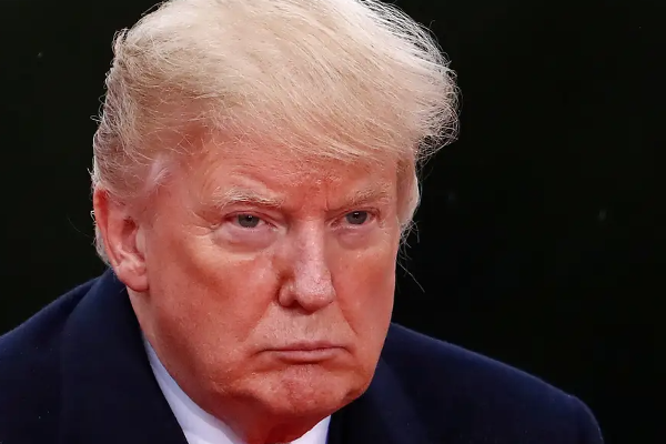 மோசடி வழக்கின் கேள்விகளுக்கு பதிலளிக்க மறுத்த ட்ரம்ப்! | Trump Refused To Answer The Questions Of The Fraud