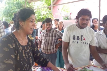 இலங்கையை வந்தடைந்த இளைஞனின் சடலம்: கண்ணீருக்கு மத்தியில் இறுதி சடங்குகள்