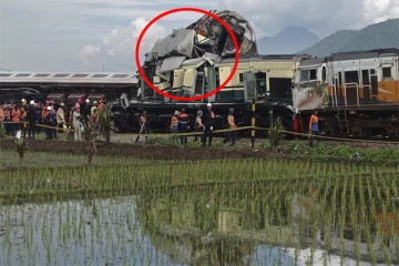 இரண்டு ரயில்கள் ஒன்றுடன் ஒன்று மோதி விபத்து - பலியானோரின் எண்ணிக்கை அதிகரிக்கக் கூடுமென அச்சம்