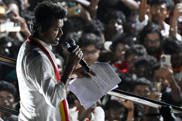 2 மாதங்களுக்குப் பிறகு! வெளியில் வந்த த.வெ.க. பரப்புரை வாகனம்.. | Tvk Propaganda Vehicle Leaves For Puducherry