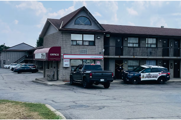கனடாவில் துப்பாக்கிச் சூட்டுடன் தொடர்புடைய இருவர் கைது | Shooting Reported In Kitchener Neighbourhood