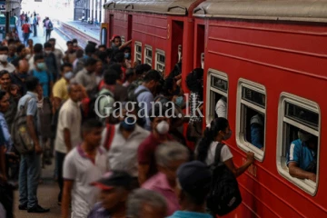 අවිස්සාවේල්ල කෝච්චිය යථා තත්වයට