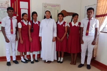 சொறிக்கல்முனை ஹோலிக்குறோஸ் மகாவித்தியாலயம் மற்றுமோர் வரலாற்று சாதனை