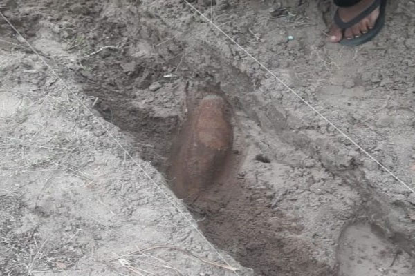 யாழில் கோயிலுக்கு அருகில் மீட்கப்பட்ட பொருளால் பரபரப்பு | Item Found Near Jaffna Temple Sparks Tension