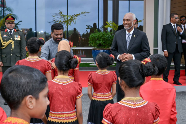 மாலைதீவில் ஜனாதிபதி அனுரவிற்கு சிறப்பான வரவேற்பு | President Anura Receives Warm Welcome In Maldives
