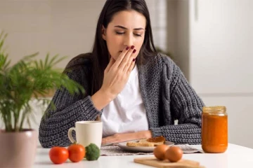 காலையில் இந்த உணவுகளை தயவுசெய்து எடுத்துக்காதீங்க: பாரிய விளைவினை ஏற்படுத்தும்!