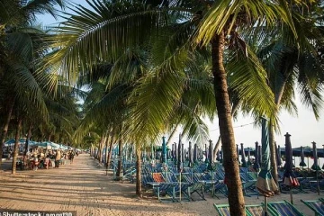 கடற்கரையில் ஒதுங்கிய ஆடைகள் இல்லாத அழகான பெண்ணின் சடலம்: விசாரணையில் அதிர்ந்த அதிகாரிகள்