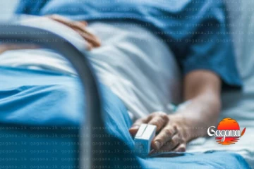 මාලිමා මන්ත්‍රීට අසාධ්‍යයි - සභාව මැද සිහිසුන් වී වැටෙයි - විපක්ෂය කළු පටි පැළඳ විරෝධතාවක්