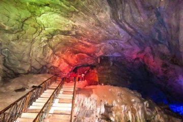 மர்மங்கள் நிறைந்த இந்திய குகைகளின் பட்டியல்.., முழு தகவல்கள்