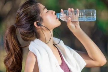 30 நாட்கள் வெறும் வயிற்றில் தண்ணீர் குடிங்க! அதிசயத்தை கண்கூடாக காணலாம்