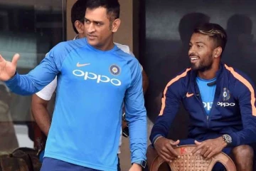 ஹர்திக் பாண்டியா இந்திய அணியில் தொடர தோனி தான் காரணம் - வெளியான ரகசிய தகவல்