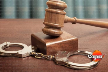 නීතිවිරෝධි ලෙස විදේශ මුදල් තොගයක් රැගෙන ආ පුද්ගලයෙක් අත්අඩංගුවට