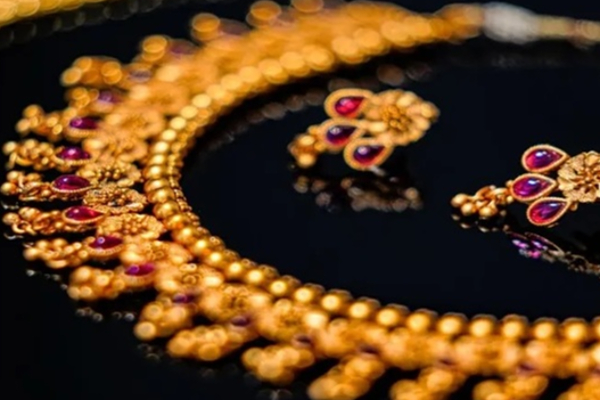 ரூ.47 ஆயிரத்தை கடந்த தங்கம்; சட்டென சரிந்த விலை - இப்போது வாங்கலாமா? - தமிழ்நாடு