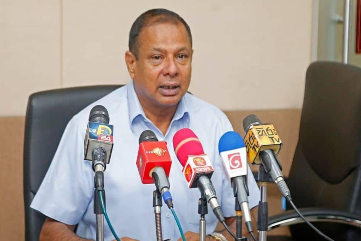 விசாரணை வலையில் சிக்கிய மகிந்த : விடுக்கப்பட்டுள்ள அழைப்பு | Mahinda Summoned By Bribery Commission