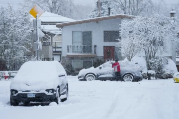கனடா மற்றும் அமெரிக்காவில் கடுமையான குளிர் காலநிலை