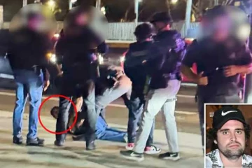 போதைக்கு அடிமை..பிரபல இயக்குநருக்கு சொந்த மகனால் நடந்த சோகம்..