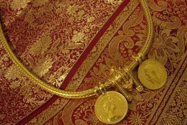 யாழில் தங்கத்திற்கு பதிலாக பித்தளையில் தாலி! | Thali In Brass Instead Of Gold
