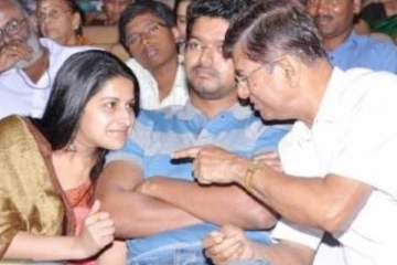 சங்கீதா அனுமதி இல்லாமல் விஜய் குழந்தைகளுக்கு அது நடக்காது!! உண்மையை உடைத்த எஸ் ஏ சந்திரசேகர்..