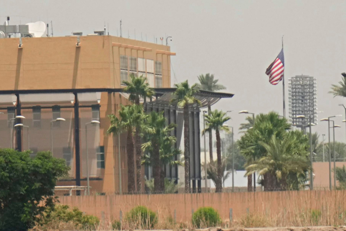 பக்தாத்தில் உள்ள அமெரிக்க தூதரகம் மீது ஏவுகணை தாக்குதல் | Us Embassy In Baghdad Struck By Missile