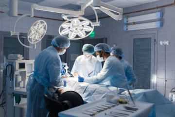 இரண்டு பிறப்புறுப்புகளுடன் பிறந்த ஆண் குழந்தை!